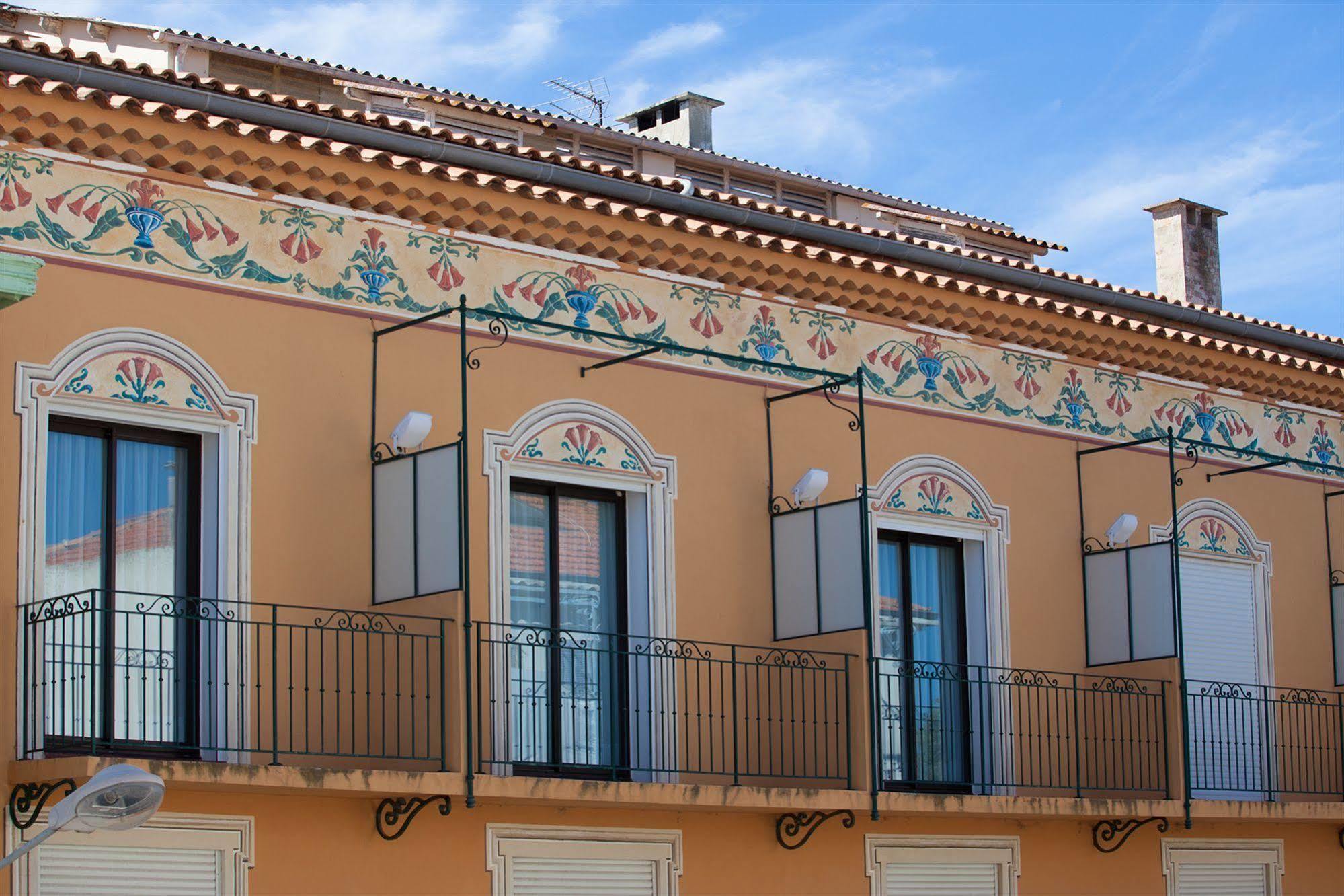 Hotel Provencal Hyères Exterior foto
